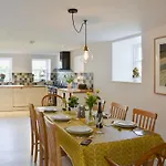 Brittain House Semesterbostad *
